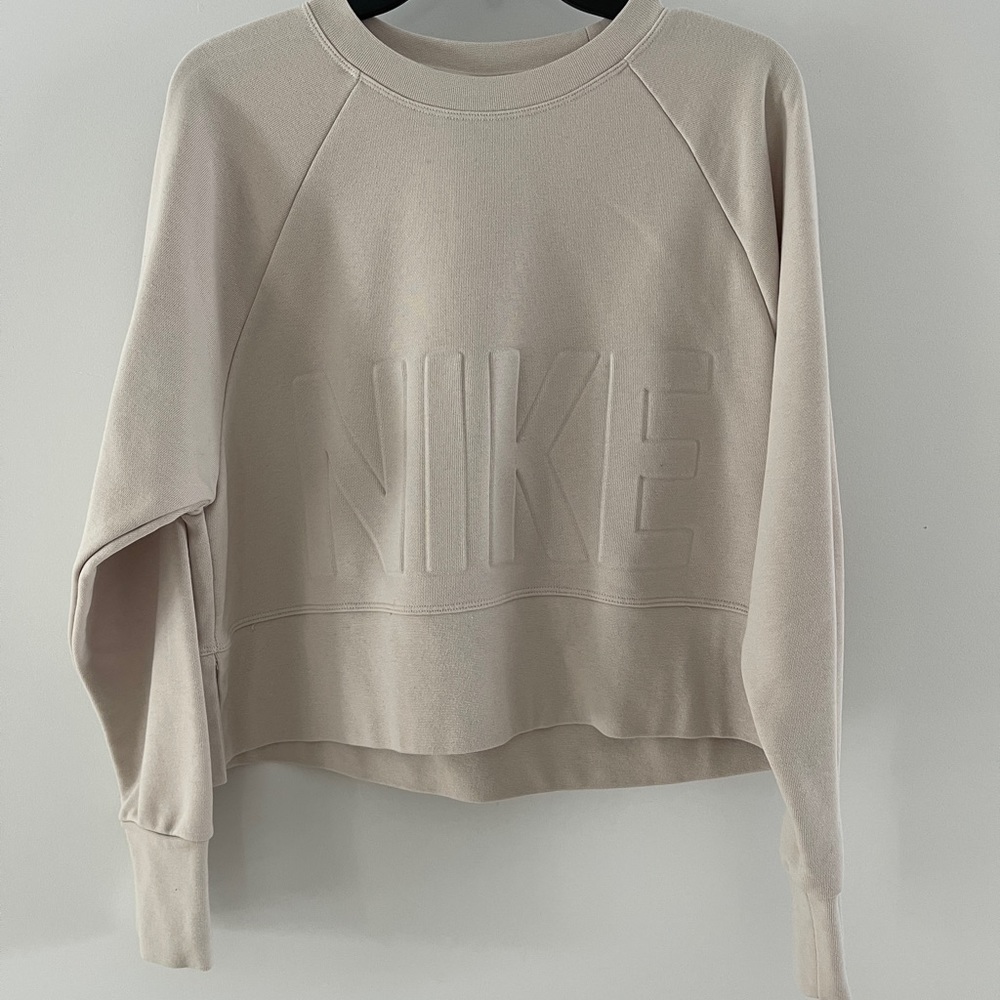 Nike dry-fit sweatshirt